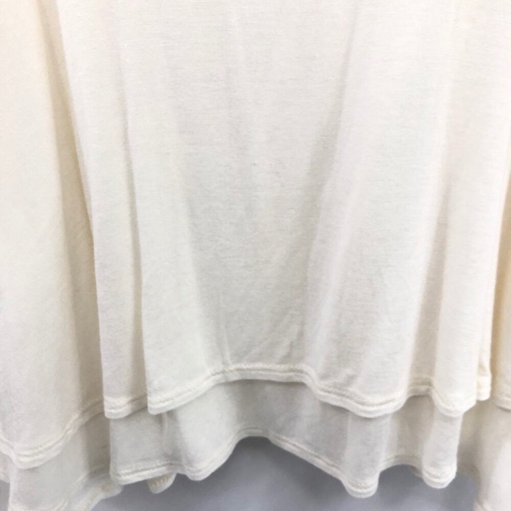 0102 NEW White Cami Spaghetti Strap Top - Picture 6 of 8
